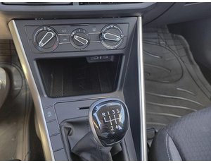 
										VOLKSWAGEN POLO 1.0 TSI 95CV CONNECT full									