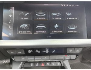 
										AUDI A3 SPORTBACK 1.5 TFSI 115CV 30 EDITION STRONIC full									