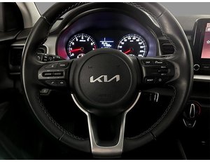 
										KIA STONIC 1.2 84CV CONCEPT full									