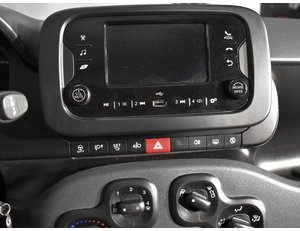 
										FIAT PANDA 1.0 70CV HYBRID full									