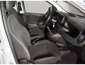 
										FIAT PANDA 1.0 70CV HYBRID full									