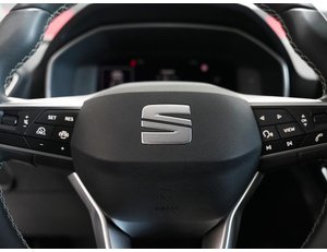 
										SEAT LEON 1.5 ETSI 150CV STYLE SPECIAL EDITION DSG full									
