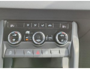 
										SKODA KAROQ 1.5 TSI 150CV SELECTION DSG full									