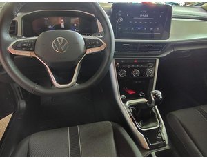 
										VOLKSWAGEN T-ROC 1.0 TSI 116CV MAS SG6 full									