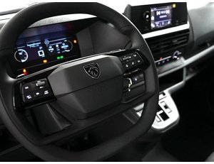 
										PEUGEOT EXPERT COMBI 2.0 BLUEHDI 180CV STANDAR EAT8 9P full									