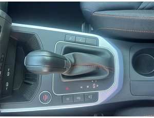 
										SEAT ARONA 1.0 TSI 115CV FR SPECIAL EDITION DSG full									