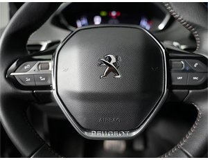
										PEUGEOT 5008 1.5 BLUEHDI 130CV ALLURE PACK EAT8 full									
