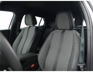 
										PEUGEOT 2008 1.2 PURETECH 130CV ALLURE EAT8 full									