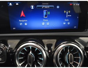 
										MERCEDES BENZ CLASE A 1.3 136CV 180 AMG LINE full									