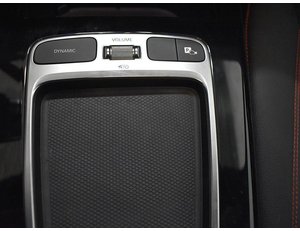 
										MERCEDES BENZ CLASE A 1.3 163CV 200 AMG LINE full									