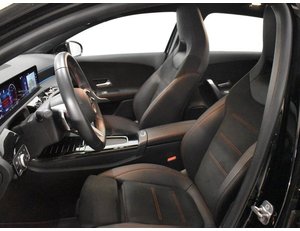 
										MERCEDES BENZ CLASE A 1.9 150CV 200D AMG LINE full									