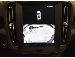 
										VOLVO XC40 2.0 163CV B3 G ESSENTIAL AUTO full									