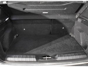 
										JEEP AVENGER 1.2 100CV ALTITUDE full									