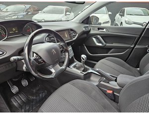 
										PEUGEOT 308 SW 1.5 BLUE HDI ACTIVE 130CV full									