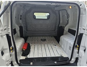 
										FIAT FIORINO CARGO 1.3 MJT BASE 60 KW full									