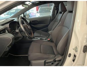 
										TOYOTA COROLLA 1.8 125H BUSINESS PLUS E-CVT full									