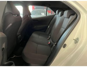 
										TOYOTA COROLLA 1.8 125H BUSINESS PLUS E-CVT full									