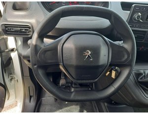 
										PEUGEOT PARTNER PRO STANDARD 600KG BLUE HDI 73 KW FURGON full									