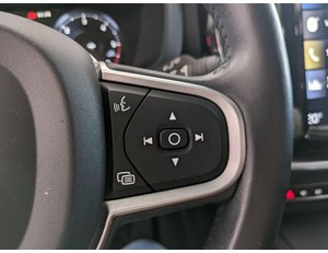 
										VOLVO XC60 2.0 D3 MOMENTUM MANUAL full									