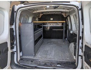 
										RENAULT KANGOO FURGON 1.5 DCI 90 PROFESIONAL MAXI 2 E6 full									