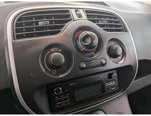 
										RENAULT KANGOO FURGON 1.5 DCI 90 PROFESIONAL MAXI 2 E6 full									