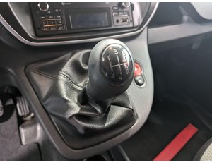 
										RENAULT KANGOO FURGON 1.5 DCI 90 PROFESIONAL MAXI 2 E6 full									