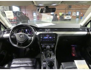 
										VOLKSWAGEN PASSAT VARIANT 1.6 CR TDI HIGHLINE BUSINESS full									