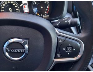
										VOLVO XC60 2.0 D3 MOMENTUM PRO ADBLUE full									
