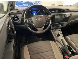 
										TOYOTA AURIS FAMILIAR 1.8 140H ACTIVE TOURING SPORTS full									