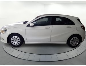 
										MERCEDES BENZ CLASE A MERCEDES-BENZ 180D BE EDITION full									