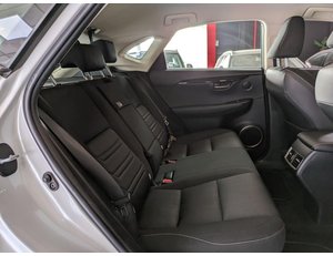 
										LEXUS NX 2.5 300H BUSINESS NAVIGATION 2WD (CX) full									