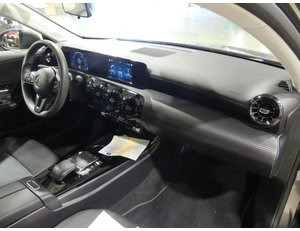 
										MERCEDES BENZ CLASE A MERCEDES-BENZ 180 D AUT full									