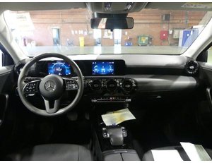 
										MERCEDES BENZ CLASE A MERCEDES-BENZ 180 D AUT full									