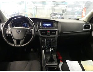 
										VOLVO V40 2.0 D2 ECO KINETIC full									