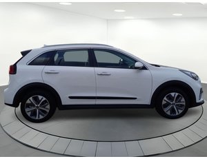 
										KIA NIRO E-150KW 204CV DRIVE LONG RANGE +400KM AUT full									