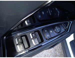 
										KIA NIRO E-150KW 204CV DRIVE LONG RANGE +400KM AUT full									