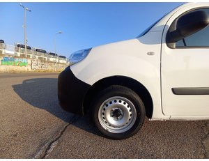 
										RENAULT KANGOO FURGON 1.5 BLUE DCI 70 KW MAXI 2 full									