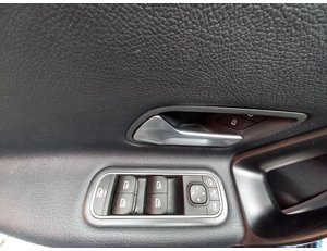 
										MERCEDES BENZ CLASE A MERCEDES-BENZ 180 D BUSINESS SOLUTION AUT full									