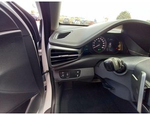 
										HYUNDAI IONIQ 1.6 GDI HEV KLASS LE DT full									
