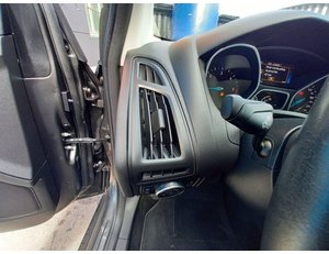 
										FORD FOCUS 1.5 TDCI 88KW S-S SYNC EDITION 5D full									
