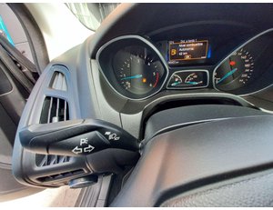 
										FORD FOCUS 1.5 TDCI 88KW S-S SYNC EDITION 5D full									