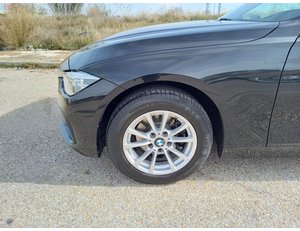 
										BMW SERIE 3 REEKS TOURING 318D (100 KW) 5D full									