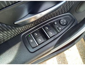 
										BMW SERIE 3 REEKS TOURING 318D (100 KW) 5D full									