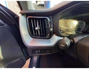 
										VOLVO XC60 2.0 D3 MOMENTUM ADBLUE (EU6D-T) full									
