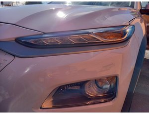 
										HYUNDAI KONA TECNO EV 2WD 204 CV +400KM AUTON. full									