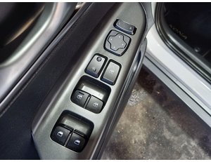 
										HYUNDAI KONA TECNO EV 2WD 204 CV +400KM AUTON. full									