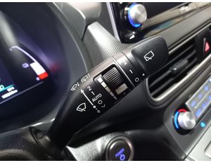 
										HYUNDAI KONA TECNO EV 2WD 204 CV +400KM AUTON. full									