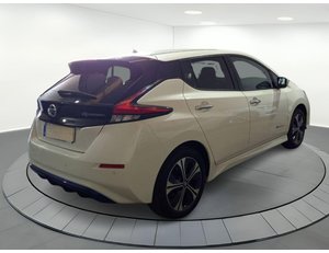 
										NISSAN LEAF BERLINA CON PORTON 62KWH E+ TEKNA full									