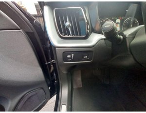 
										VOLVO XC60 MOMENTUM AWD 2.0 D4 190 CV AT8 E6DT full									