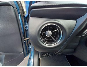 
										TOYOTA AURIS 1.8 140H FEEL! EDITION TOURING SPO full									